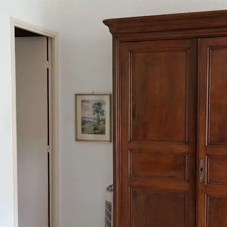 In Saint-tropez, With Wonderful Park View, Terrace, Pool Access Apartment Saint-Tropez