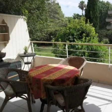 In Saint-tropez, With Wonderful Park View, Terrace, Pool Access Apartment